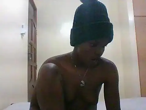 hotgal1112 online show from October 30, 2025, 7:22 pm