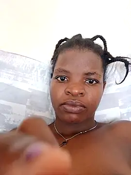 hotgal1112 online show from November 19, 2025, 10:37 am