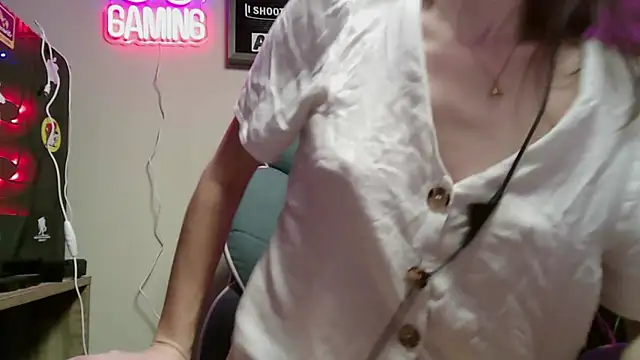 Nerdylilbirdie online show from January 9, 2026, 7:26 am