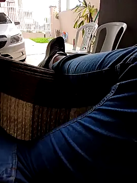 Snapshot of braza66 chatting on December 4, 2024, 2:42 pm braza66 online show from December 4, 2024, 2:42 pm