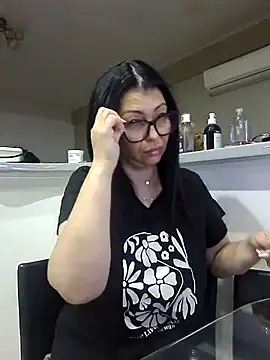 Milf Abigail online show from September 23, 2025, 11:01 pm