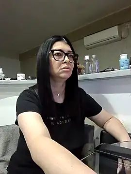 Milf Abigail online show from October 16, 2025, 12:19 am