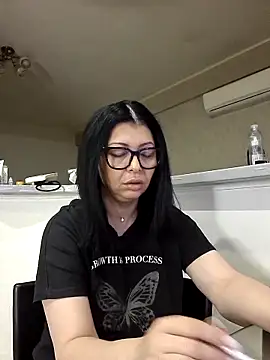 Milf Abigail online show from February 9, 2026, 3:15 am