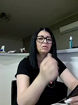 Milf Abigail online show from March 13, 2026, 12:59 am