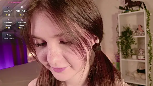 LeraKit online show from April 20, 2026, 4:08 pm