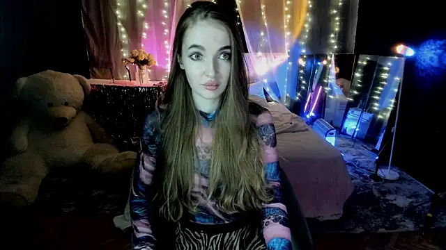 Snapshot of LissaCain chatting on March 1, 2026, 4:40 pm LissaCain online show from March 1, 2026, 4:40 pm