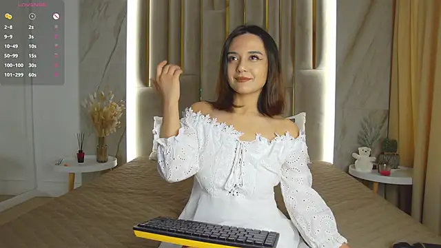 Snapshot of Gabriella_Wils chatting on May 10, 2026, 7:12 am Gabriella Wils online show from May 10, 2026, 7:12 am