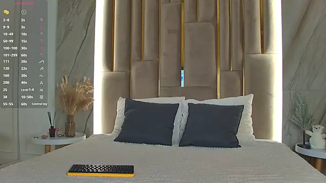 Gabriella Wils online show from April 17, 2026, 7:11 am