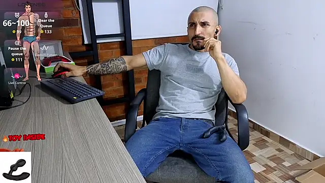 Marck Muscle online show from December 23, 2025, 4:12 am