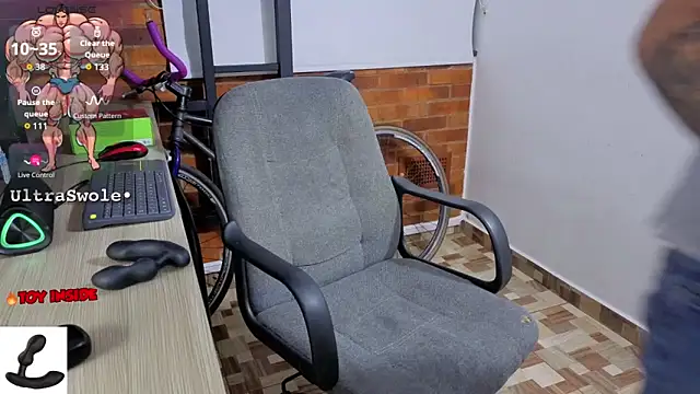 Snapshot of Marck_Muscle chatting on February 23, 2026, 1:18 am Marck Muscle online show from February 23, 2026, 1:18 am