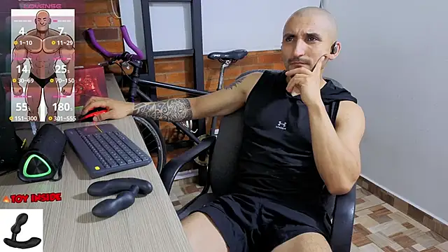 Marck Muscle online show from May 16, 2026, 1:26 am