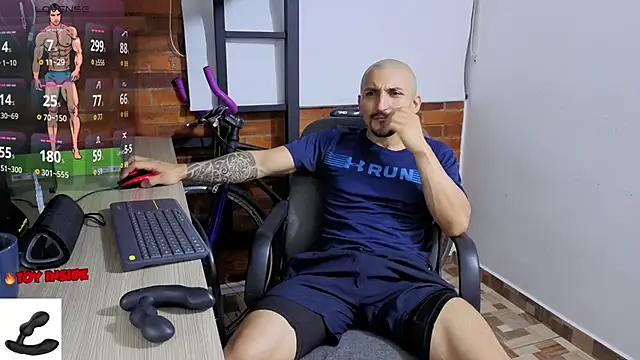 Snapshot of Marck_Muscle chatting on February 18, 2026, 1:14 am Marck Muscle online show from February 18, 2026, 1:14 am