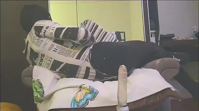 BodyandlegginLover online show from September 23, 2025, 6:59 pm