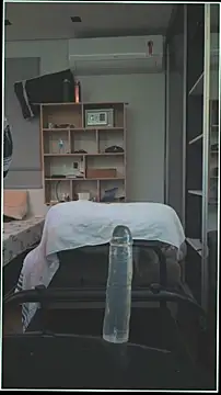 BodyandlegginLover online show from September 25, 2025, 7:14 am