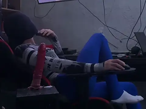 BodyandlegginLover online show from January 18, 2026, 7:45 am