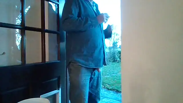 jakjak106 online show from December 19, 2025, 8:17 am