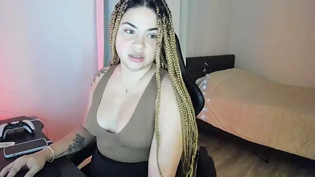 MelSaunders online show from December 23, 2024, 2:45 am