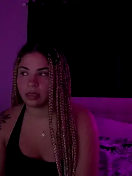 MelSaunders online show from October 20, 2025, 2:24 am