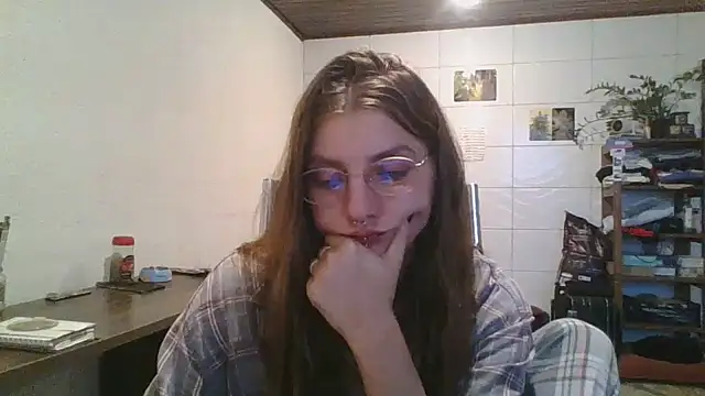 SweetyBabyDemon online show from April 29, 2026, 7:53 pm