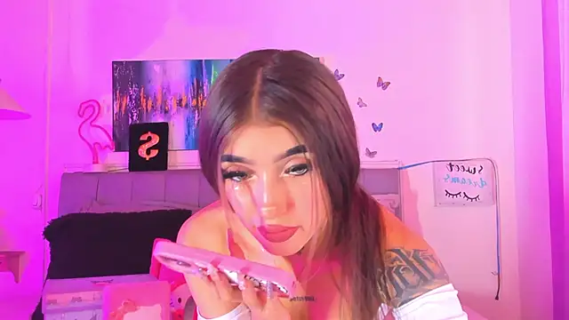 Snapshot of Andrea_flow chatting on January 11, 2025, 2:47 pm Andrea flow online show from January 11, 2025, 2:47 pm