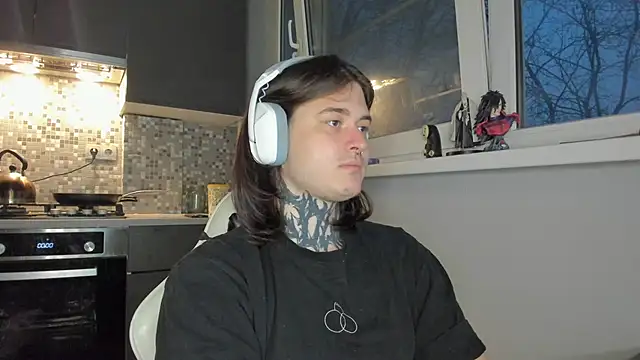 Snapshot of _torfin_ chatting on March 14, 2025, 3:59 am torfin online show from March 14, 2025, 3:59 am