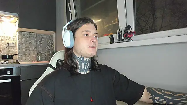 Snapshot of _torfin_ chatting on March 3, 2025, 8:00 pm torfin online show from March 3, 2025, 8:00 pm