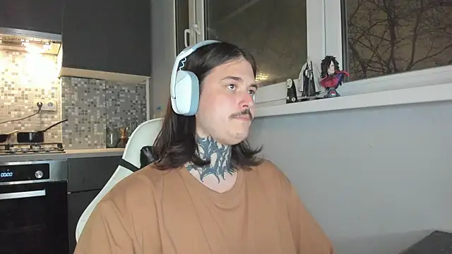 Snapshot of _torfin_ chatting on February 15, 2025, 7:06 pm torfin online show from February 15, 2025, 7:06 pm