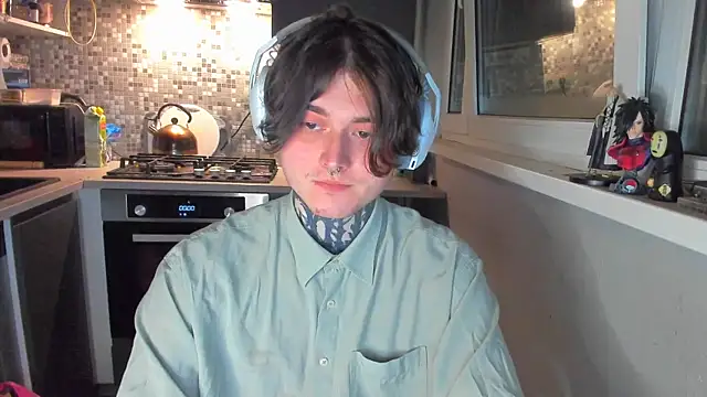 Snapshot of _torfin_ chatting on February 8, 2026, 8:28 pm torfin online show from February 8, 2026, 8:28 pm