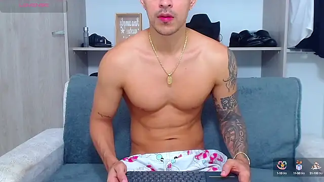 Snapshot of Tristan-bm chatting on October 1, 2025, 12:09 pm Tristan-bm online show from October 1, 2025, 12:09 pm