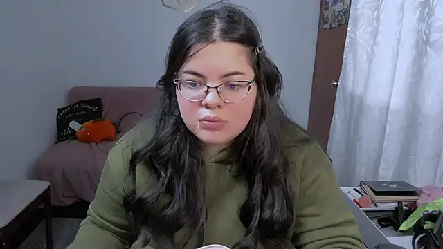 Snapshot of Aria_Fullbuster chatting on February 7, 2026, 9:45 pm Aria Fullbuster online show from February 7, 2026, 9:45 pm