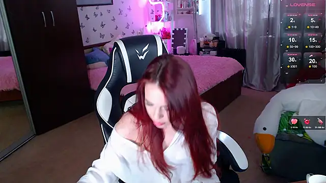 Sidney blush online show from February 9, 2026, 5:38 am