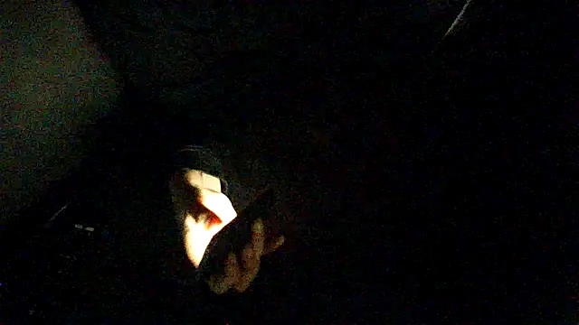 kiksnap-meistro5 online show from April 3, 2026, 2:40 am