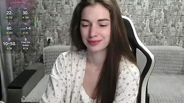 Snapshot of MissMiaCutie chatting on October 18, 2025, 11:34 am MissMiaCutie online show from October 18, 2025, 11:34 am