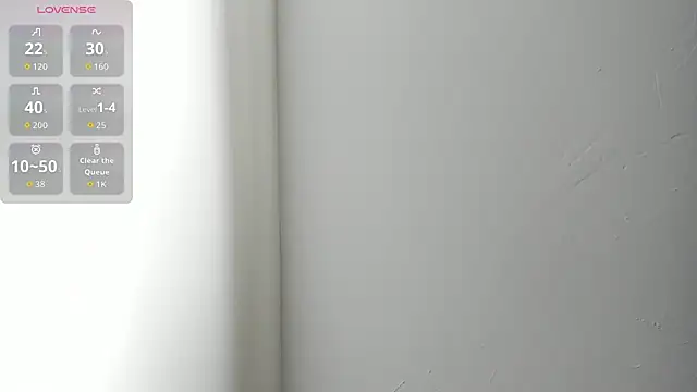 Kylie2211 online show from April 8, 2026, 4:52 pm