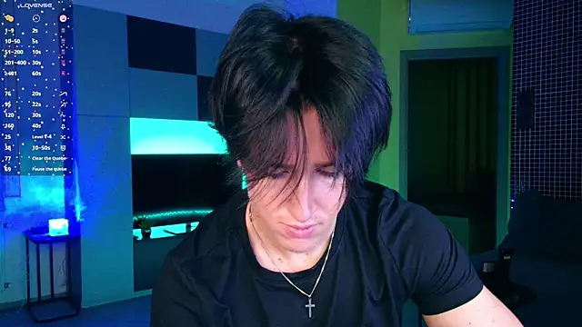Snapshot of ChristianLevine_ chatting on June 3, 2026, 8:13 pm ChristianLevine online show from June 3, 2026, 8:13 pm
