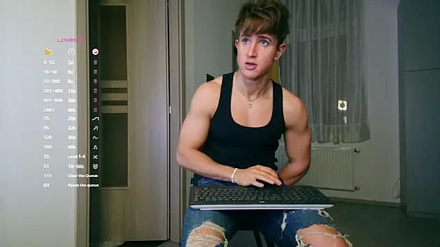 ChristianLevine  online show from November 19, 2025, 3:56 pm