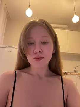 Eva Weyne online show from July 11, 2026, 12:22 am