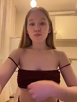 Eva Weyne online show from February 9, 2026, 8:51 pm