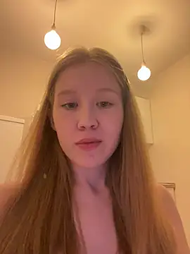 Eva Weyne online show from July 11, 2026, 9:26 pm