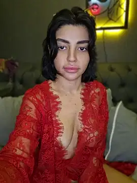 Snapshot of Esmertarcinim chatting on June 15, 2026, 2:28 pm Esmertarcinim online show from June 15, 2026, 2:28 pm