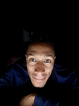 Snapshot of DEMARCOUS_NM chatting on March 13, 2026, 8:47 pm DEMARCOUS NM online show from March 13, 2026, 8:47 pm