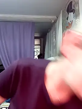 irinamaux online show from March 4, 2026, 11:56 pm