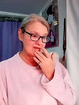 Snapshot of irinamaux chatting on January 8, 2026, 7:14 am irinamaux online show from January 8, 2026, 7:14 am