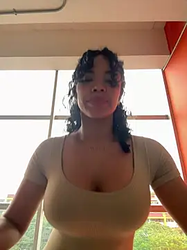 Brunettexio online show from February 14, 2025, 2:12 pm