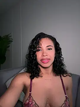 Brunettexio online show from February 16, 2025, 8:00 pm