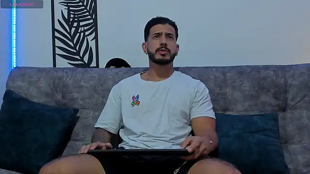 Snapshot of Bruno_Mattos chatting on March 7, 2025, 8:55 pm Bruno Mattos online show from March 7, 2025, 8:55 pm