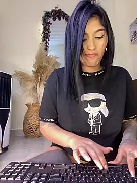 Sweetie Arianna online show from February 8, 2025, 9:56 am