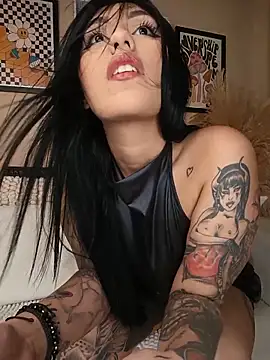 Sweetie Arianna online show from May 13, 2026, 4:30 am