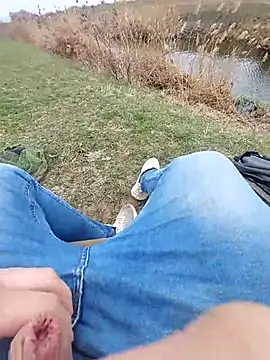 Snapshot of Yolinga205 chatting on March 22, 2025, 11:53 am Yolinga205 online show from March 22, 2025, 11:53 am