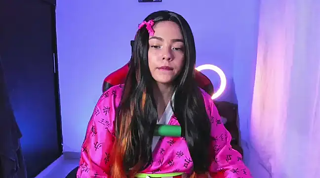 daarklover online show from March 5, 2025, 1:21 am